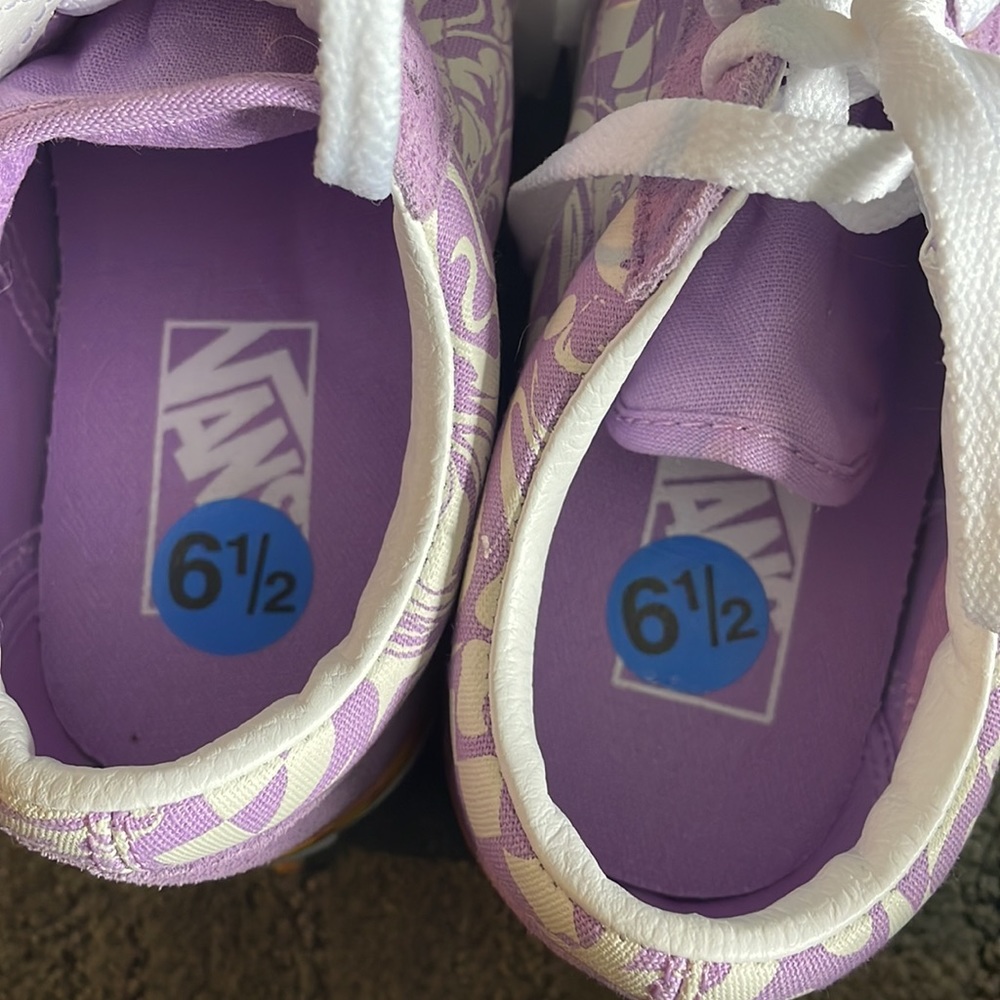 Excellent Used Condition, Worn Once For A Costume… - image 5